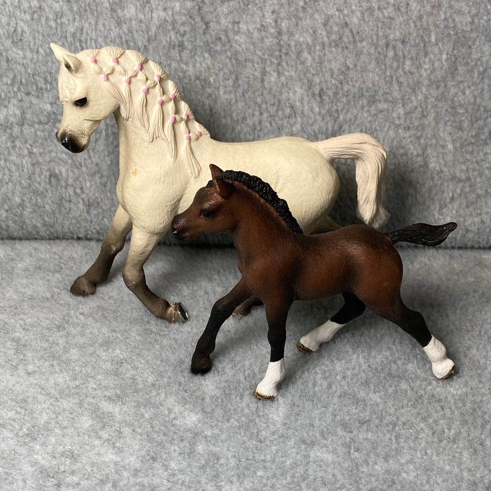 Schleich Arabian Horse Mare & Foal Kids 13762 Braided Mane Toy Figurines EUC